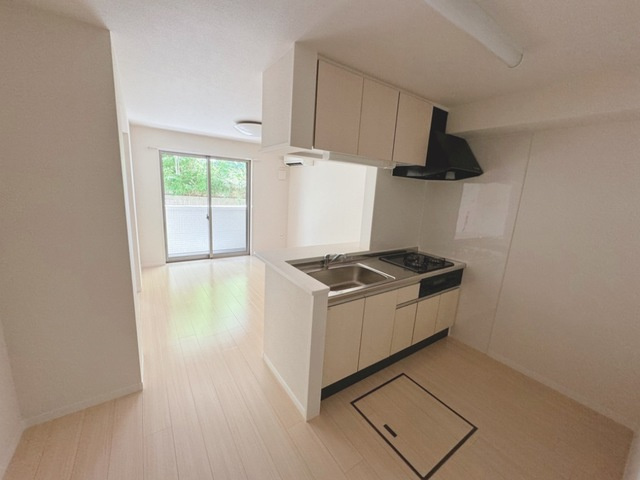 ヴィラージュ椿の居間・リビング