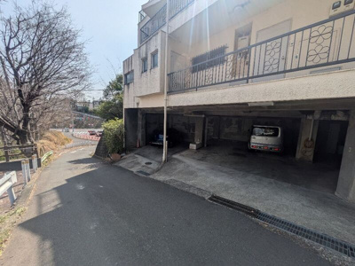 【エントランス】 | サンシャイン花沢(サンシャインハナザワ)