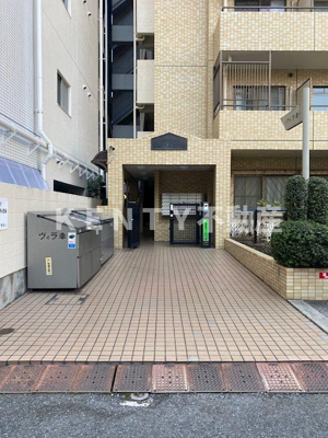 【エントランス】 | ヴィラ幸 | 清潔なエントランスです