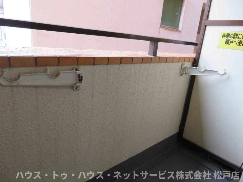 ジュネパレス新松戸第14のバルコニー