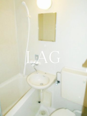 【洗面所】 | Ｌｉｖｅ津田沼 | 洗面台です。