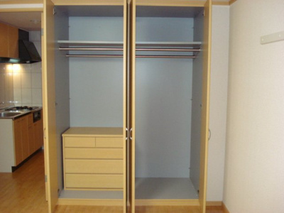 【収納】 | ＯＰＵＳ　ＯＮＥ | クローゼット