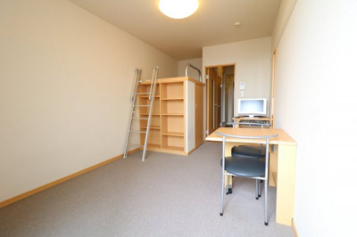 【寝室】 | レオパレスクレストコート | 同タイプの物件写真です。