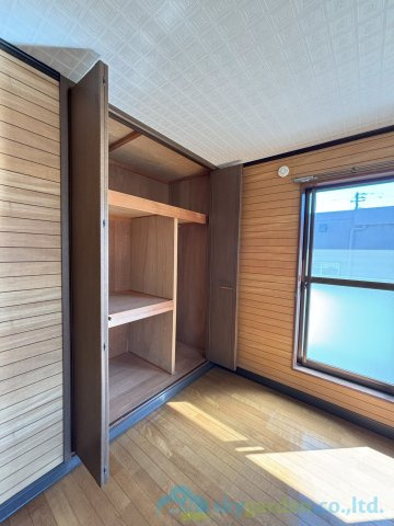 平塚市達上ヶ丘　中古戸建の収納