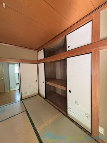 平塚市達上ヶ丘　中古戸建の収納