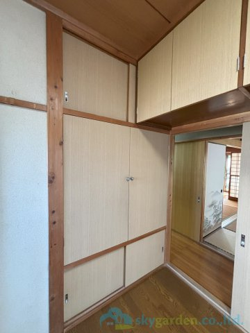 平塚市達上ヶ丘　中古戸建の収納