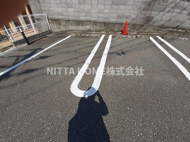 パストラルⅡの駐車場|敷地内駐車場になります◎