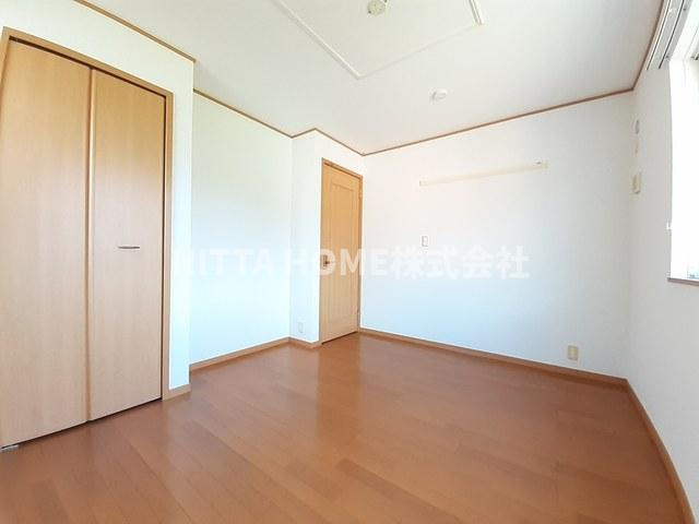 パストラルⅡの内装|６．３帖の洋室です◇