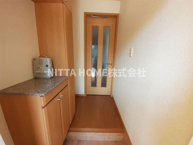 パストラルⅡの玄関|シューズボックスももちろんついています★