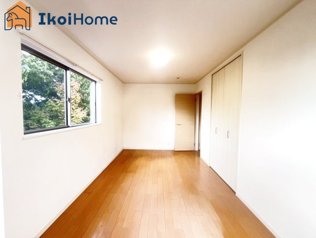 神戸市西区月が丘1丁目　中古戸建の寝室|【ホームページに現地動画掲載中】●年中無休：当日予約可●各部屋6帖以上・収納付きのお部屋になります