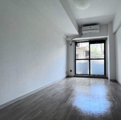 【居間・リビング】 | ジョイフル蒲田弐番館 | きれいな形のお部屋です。