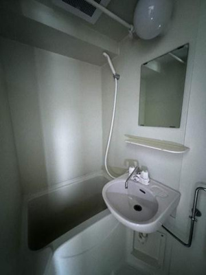 【浴室】 | ジョイフル蒲田弐番館 | 清潔感のあるバスルームです。