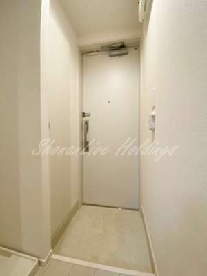 【玄関】 | リブリ・草柳 | お履き物が多い方にもおすすめ♪