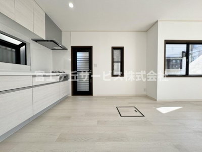 【ダイニング】 | 静岡市葵区瀬名中央1丁目 中古戸建て | ダイニングです