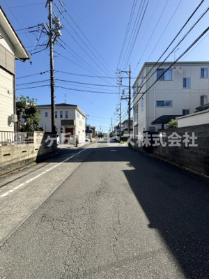 【前面道路含む現地写真】 | 静岡市葵区瀬名中央1丁目 中古戸建て | 前面道路含む現地写真です