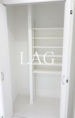 【その他】 | ヴィエント | シューズインクローゼットです。