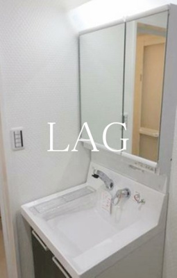 【洗面所】 | ヴィエント | 独立洗面台です。