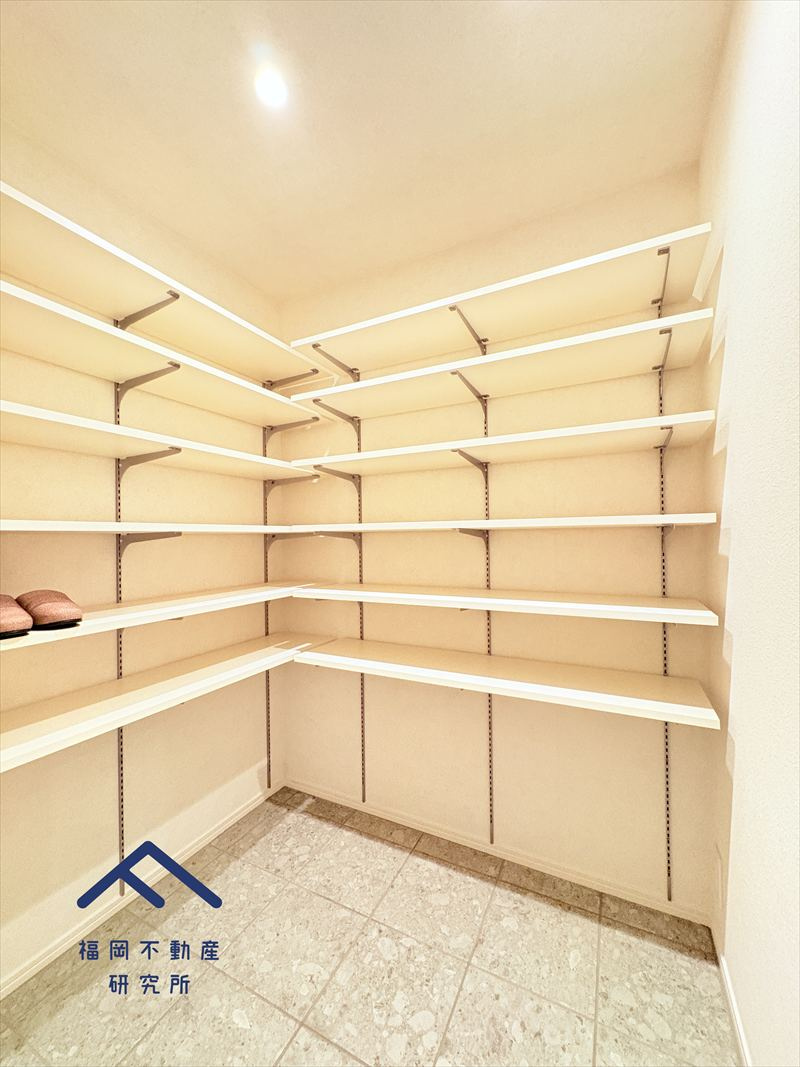 グランドメゾン大濠南の収納