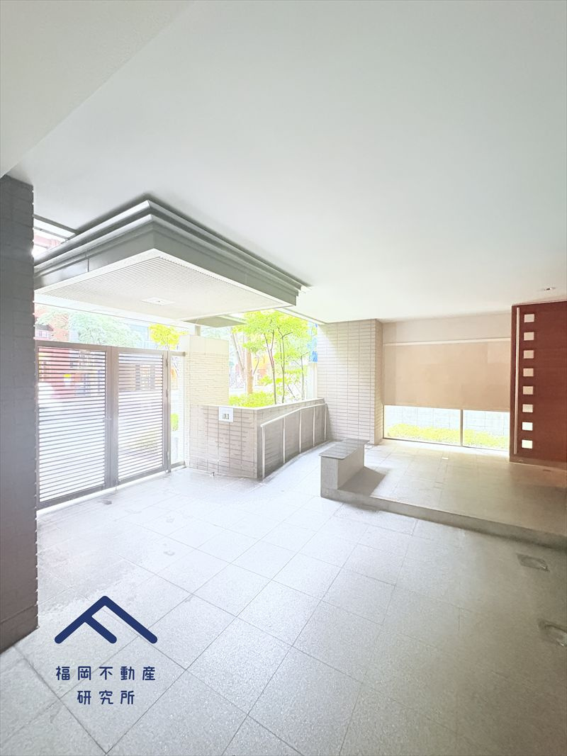 グランドメゾン大濠南のエントランス