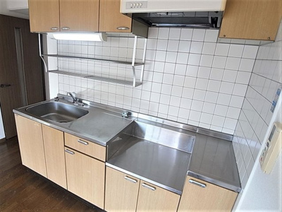 【キッチン】 | パル兵庫 | ガスコンロ設置可能の広々キッチンスペース