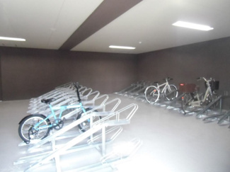 【その他共用部分】 | パルデンス・エコノⅧ | 自転車置き場