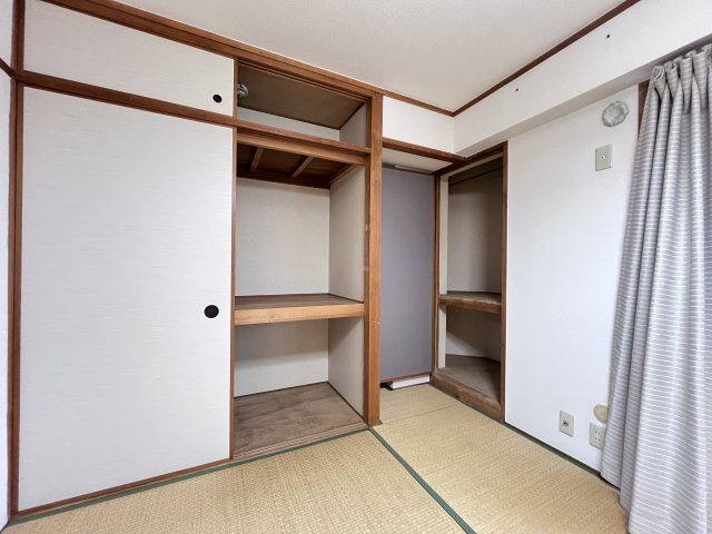 ファミリア87の収納