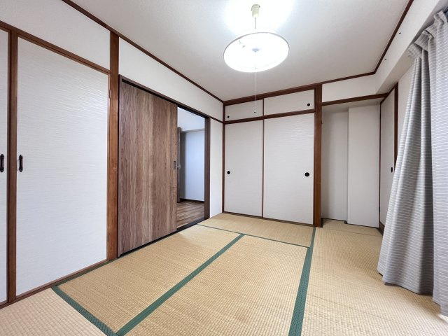 ファミリア87の和室