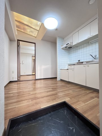 ファミリア87の玄関