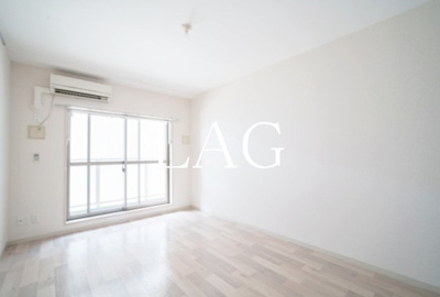 【居間・リビング】 | ヒーリンググランデ | 洋室のお部屋です。