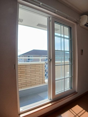 【バルコニー】 | メゾン・ドゥ・シャルマン弐番館
