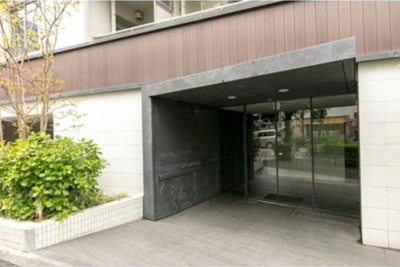 【エントランス】 | パークリュクス三宿