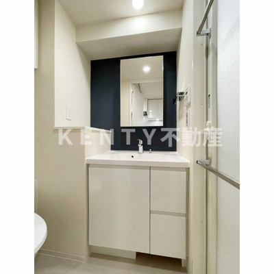 【洗面所】 | オーキッドレジデンス戸越公園 | 明るい洗面所です