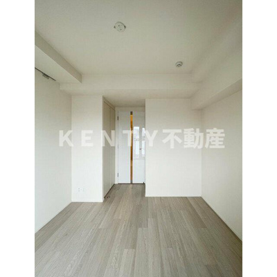 【居間・リビング】 | オーキッドレジデンス戸越公園 | こちらの居間で趣味の時間をお楽しみください