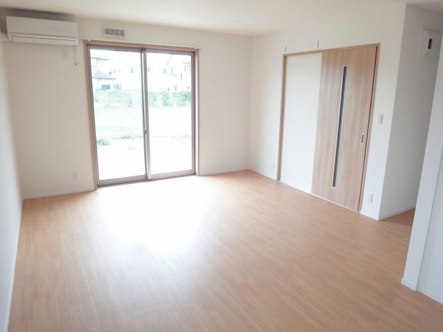 【居間・リビング】