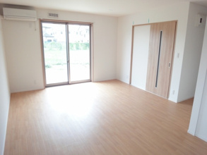 【居間・リビング】