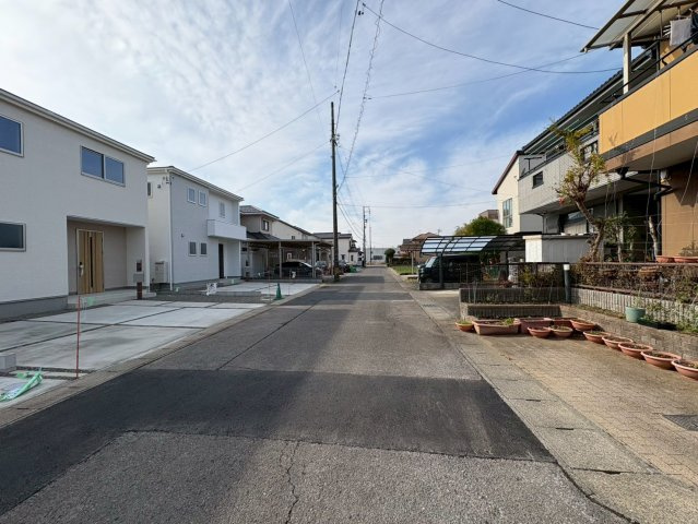 リーブルガーデン　岐阜市島田　全3区画分譲の前面道路含む現地写真|■前面道路　■ヤマダ不動産　株式会社リライフ　
■夢のマイホーム購入をフルサポートします！