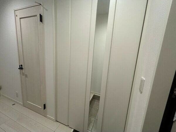 プロスパーコート桃谷の玄関