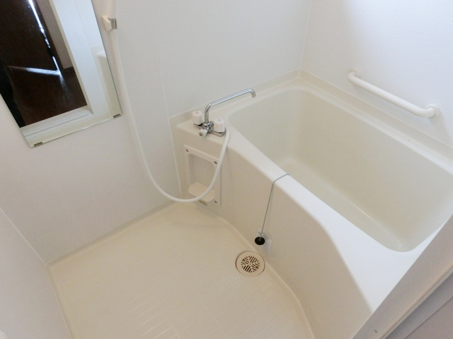 セジュール楠【キャッシュバック対象】の浴室|きれいなお風呂です