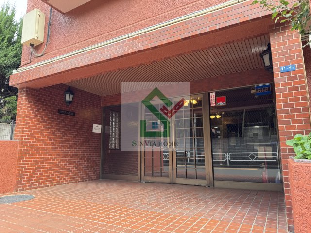 セザール清瀬のエントランス