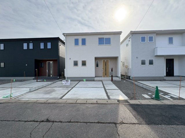 リーブルガーデン　岐阜市島田1丁目　全3区画分譲の外観|「現地（2025年10月29日）撮影」　
■全体写真　
■ヤマダ不動産　株式会社リライフ　