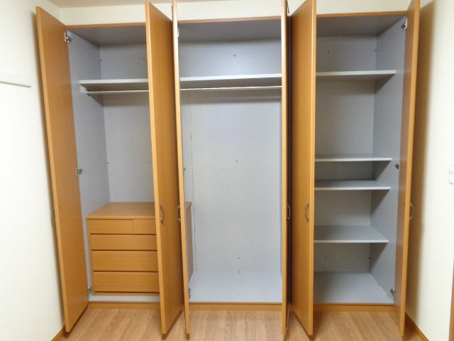 ハピネスベルの収納|クローゼット