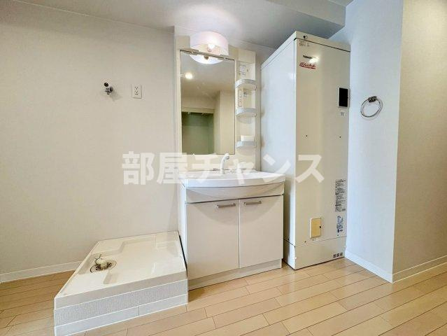 プラチナ名古屋ビルの洗面所