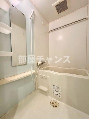 プラチナ名古屋ビルの浴室