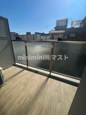 エスリード大阪リエートのバルコニー