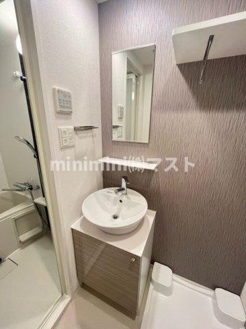 エスリード大阪リエートの洗面所