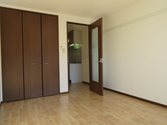 シャリテＳの居間・リビング