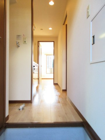 シャリテＳの玄関