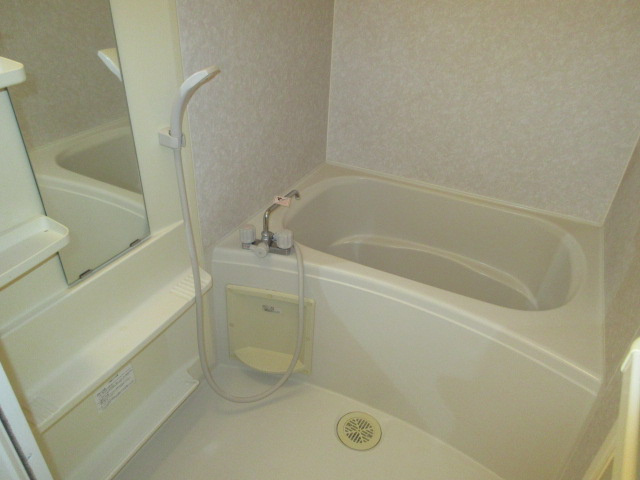 シャリテＳの浴室