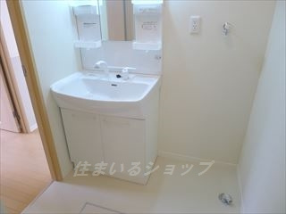 広島市安佐北区上深川町のアパートの洗面所|シャンプードレッサー