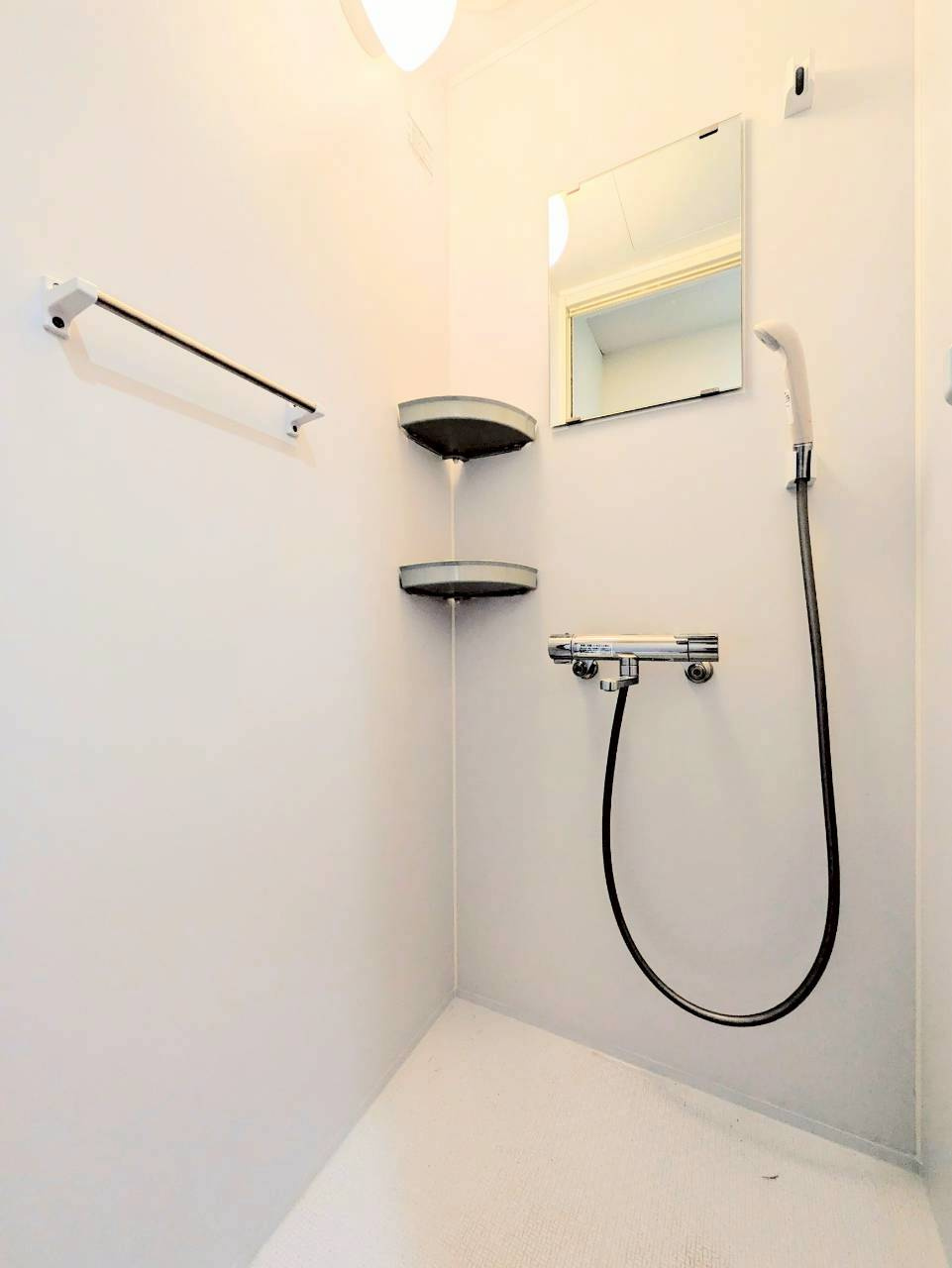 ハイツ上遠野のシャワールーム